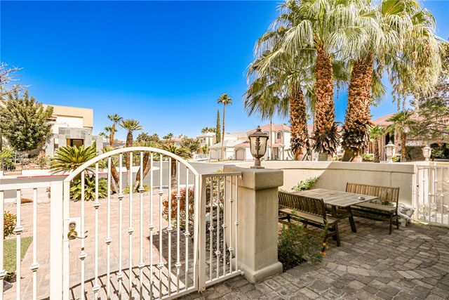 3137 Beach View Court, Las Vegas, NV 89117