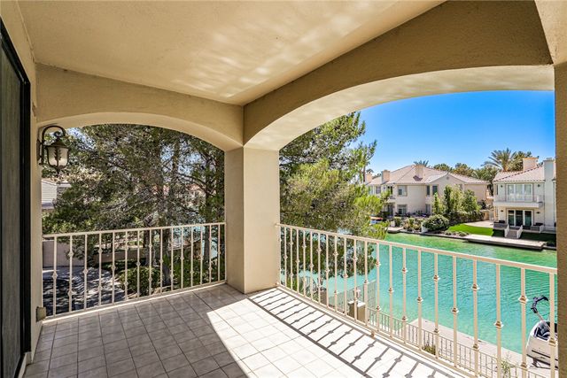 3137 Beach View Court, Las Vegas, NV 89117