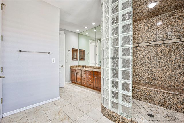 3137 Beach View Court, Las Vegas, NV 89117
