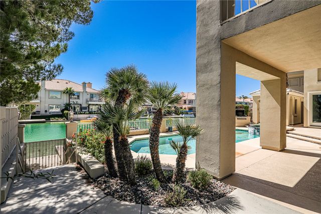 3137 Beach View Court, Las Vegas, NV 89117
