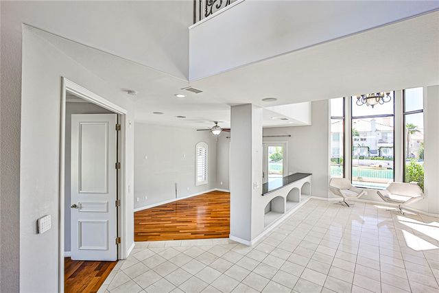 3137 Beach View Court, Las Vegas, NV 89117