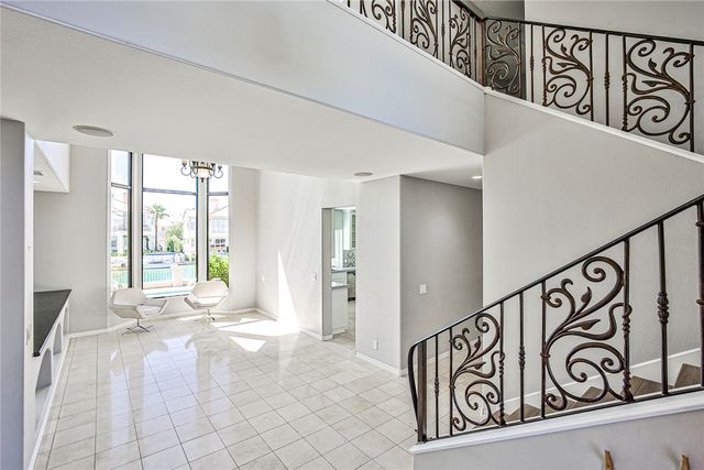 3137 Beach View Court, Las Vegas, NV 89117