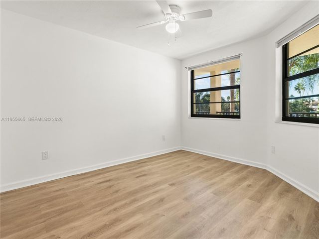 7547 Fairfax Dr 210, Tamarac, FL 33321