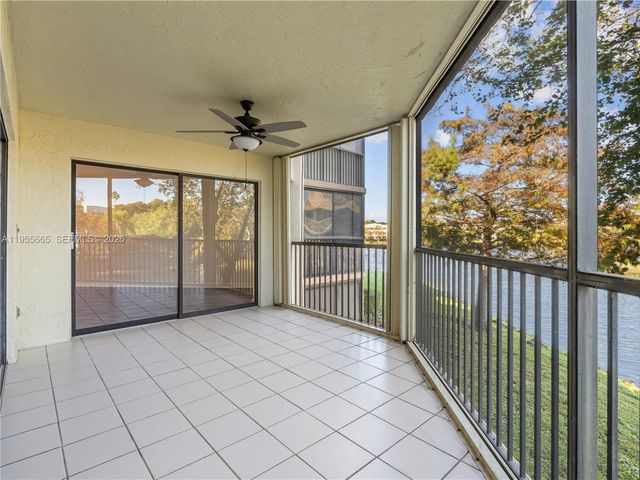 7547 Fairfax Dr 210, Tamarac, FL 33321