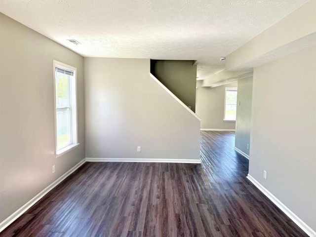 1611 Ashley Drive, Lebanon, IN 46052