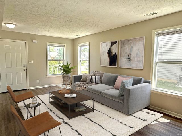 1611 Ashley Drive, Lebanon, IN 46052
