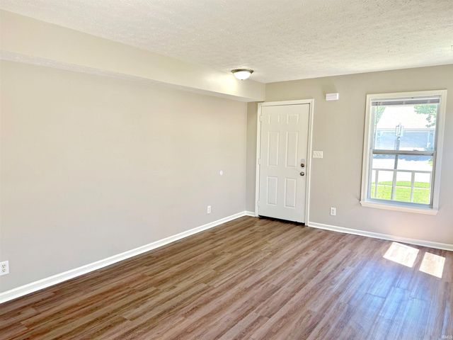 1611 Ashley Drive, Lebanon, IN 46052