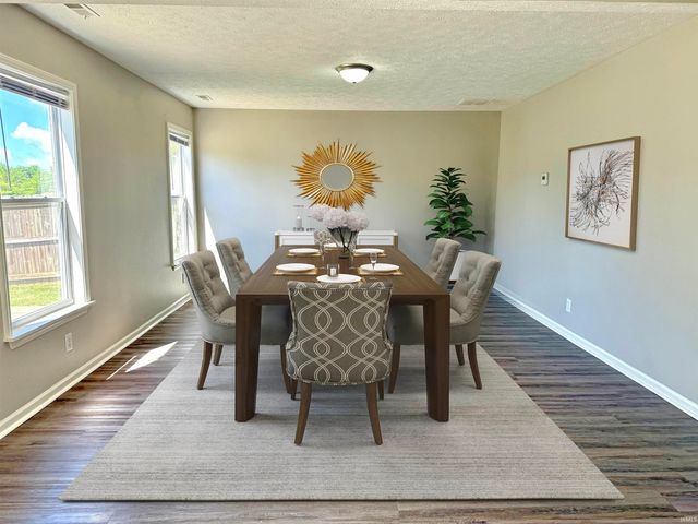1611 Ashley Drive, Lebanon, IN 46052