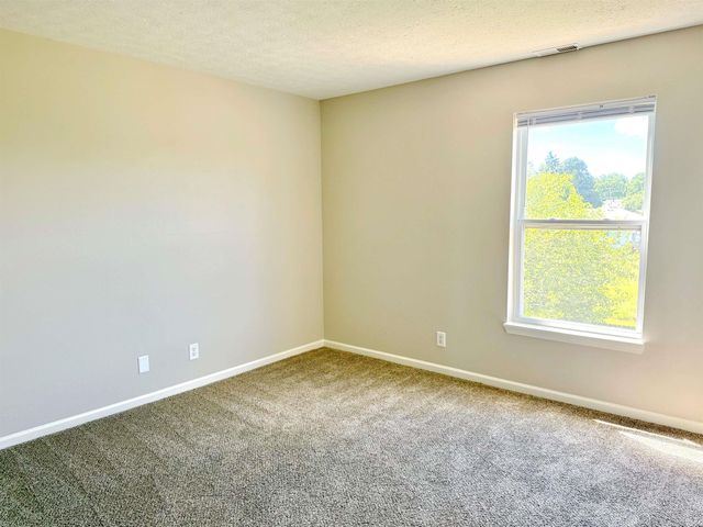 1611 Ashley Drive, Lebanon, IN 46052