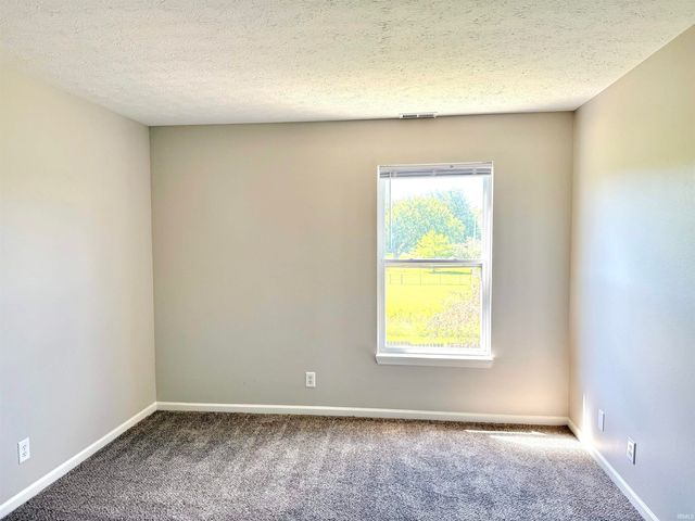1611 Ashley Drive, Lebanon, IN 46052