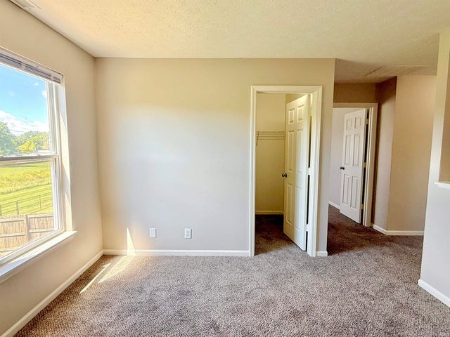 1611 Ashley Drive, Lebanon, IN 46052