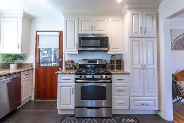 1014 E Carson St 7, Long Beach, CA 90807