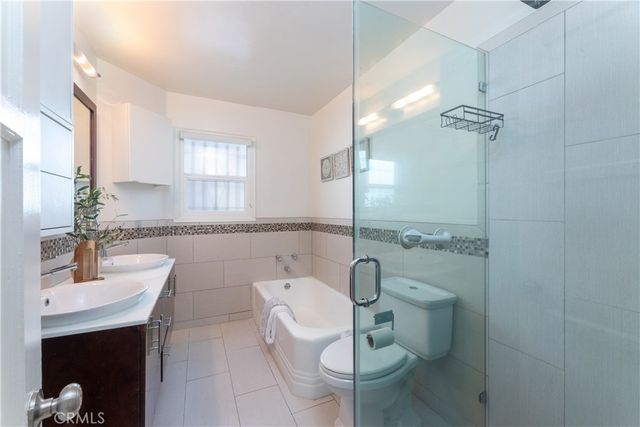 1014 E Carson St 7, Long Beach, CA 90807