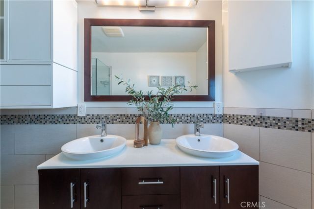 1014 E Carson St 7, Long Beach, CA 90807