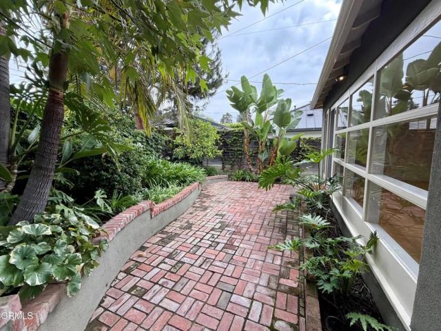 4321 Finley Avenue, Los Angeles, CA 90027
