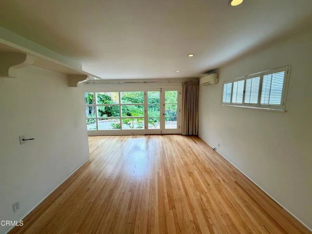 4321 Finley Avenue, Los Angeles, CA 90027