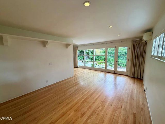 4321 Finley Avenue, Los Angeles, CA 90027