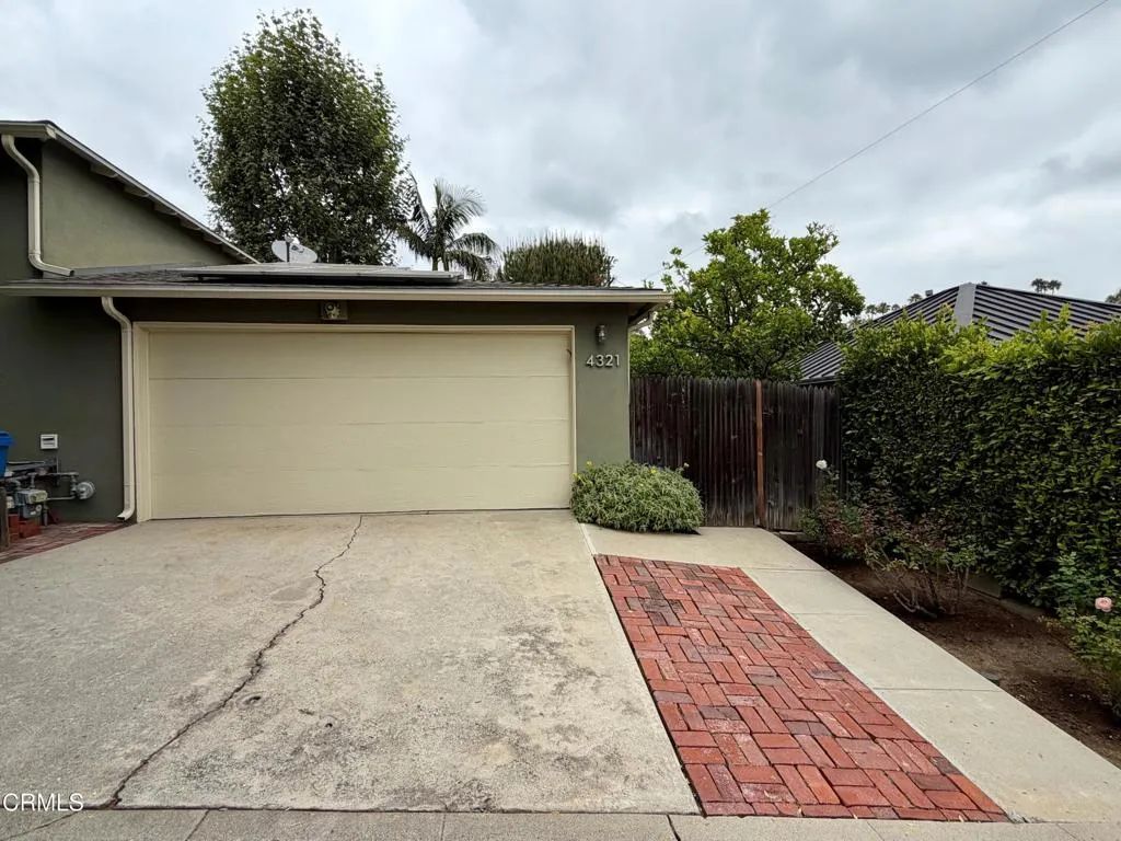 4321 Finley Avenue, Los Angeles, CA 90027