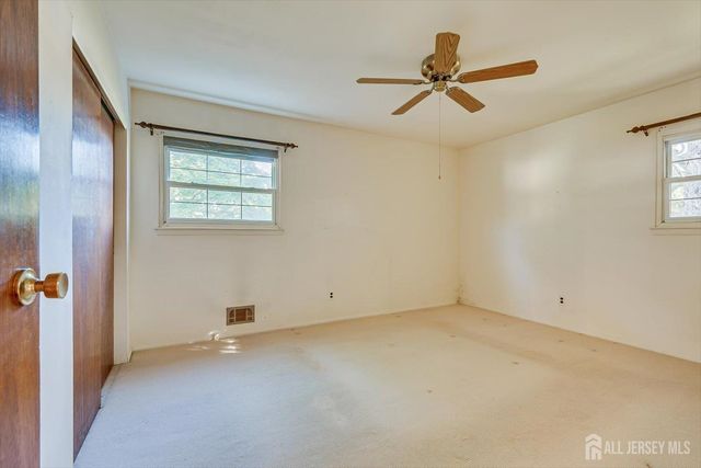 31 Rieder Road, Edison, NJ 08817