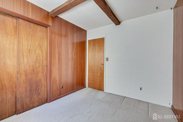 31 Rieder Road, Edison, NJ 08817