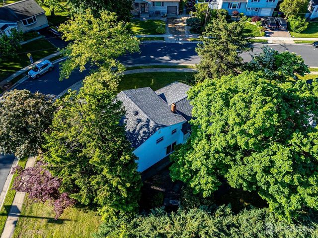 31 Rieder Road, Edison, NJ 08817