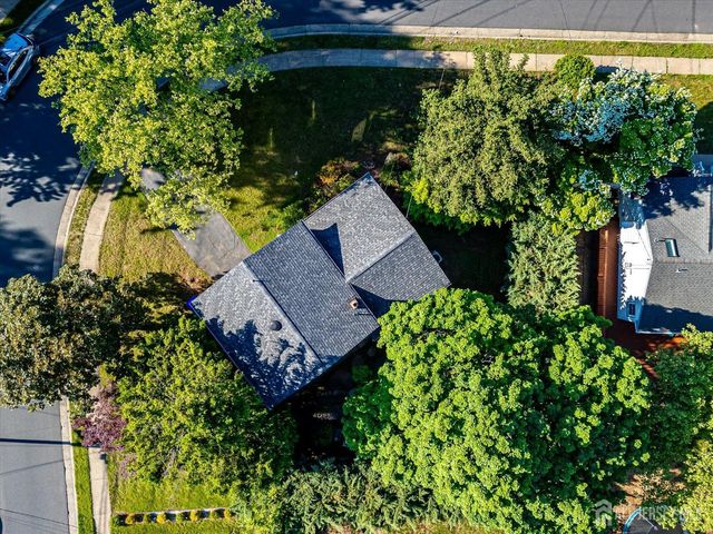 31 Rieder Road, Edison, NJ 08817