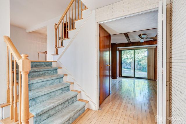 31 Rieder Road, Edison, NJ 08817