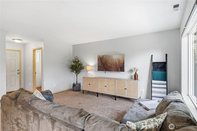 629 Ruby Peak Avenue, Mount Vernon, WA 98273