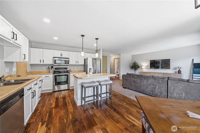 629 Ruby Peak Avenue, Mount Vernon, WA 98273