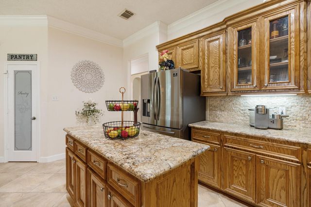 12434 Longmire Way, Conroe, TX 77304