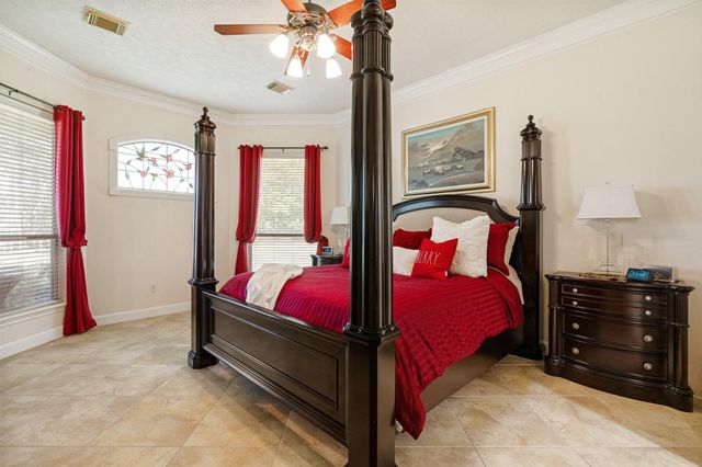 12434 Longmire Way, Conroe, TX 77304