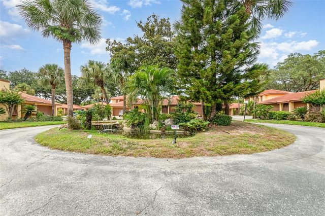 5031 NASSAU CIRCLE 8, Orlando, FL 32808