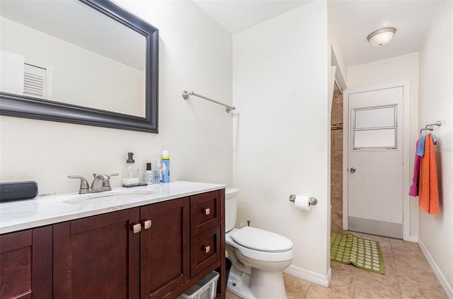 5031 NASSAU CIRCLE 8, Orlando, FL 32808