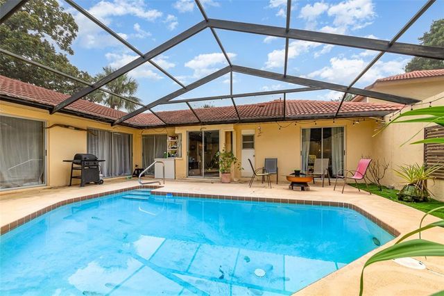 5031 NASSAU CIRCLE 8, Orlando, FL 32808