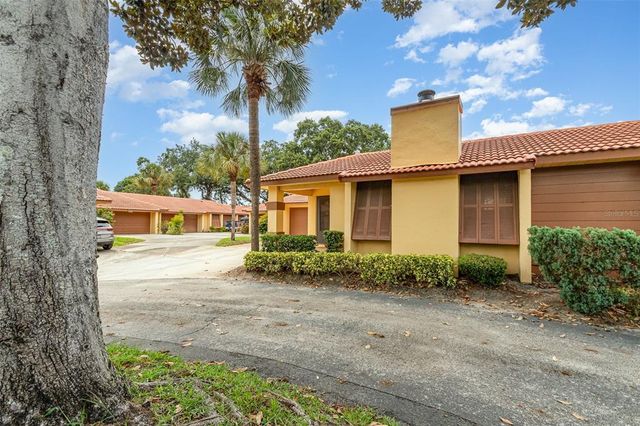5031 NASSAU CIRCLE 8, Orlando, FL 32808