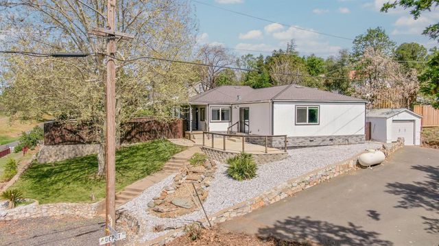 1568 Old Vallecito Rd, Angels Camp, CA 95222