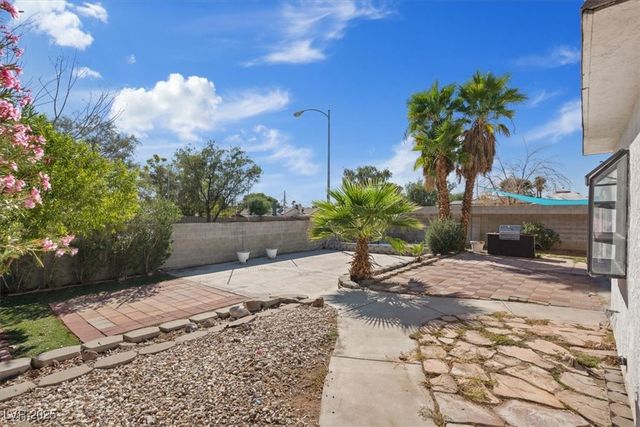 4602 Inland Court, Las Vegas, NV 89147