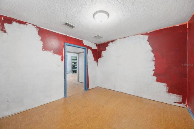 5820 DEASE ROAD, St Cloud, FL 34771