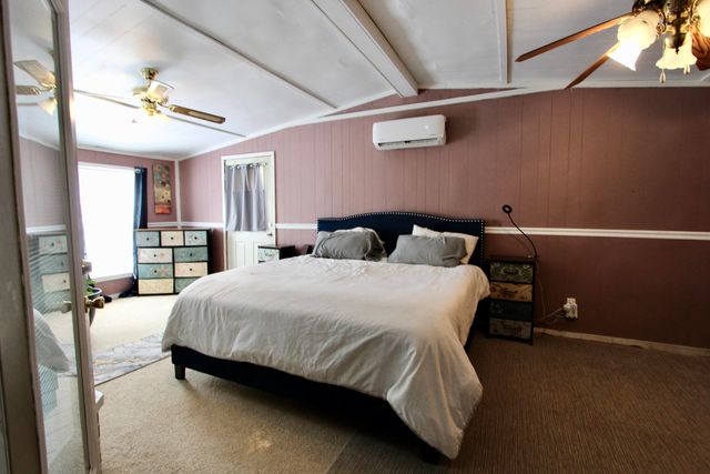 7722 Clary Road, Laurel Hill, FL 32567