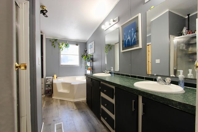 7722 Clary Road, Laurel Hill, FL 32567