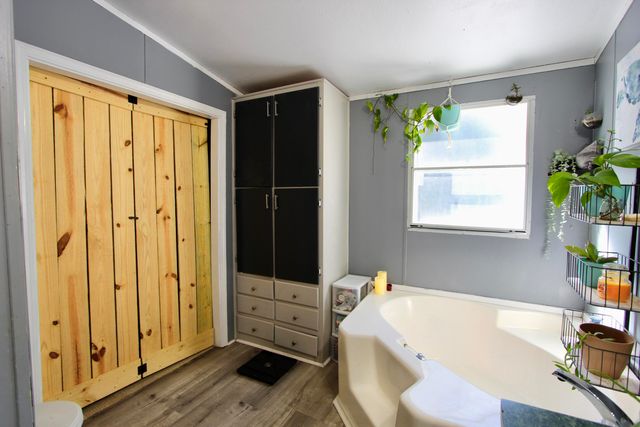 7722 Clary Road, Laurel Hill, FL 32567