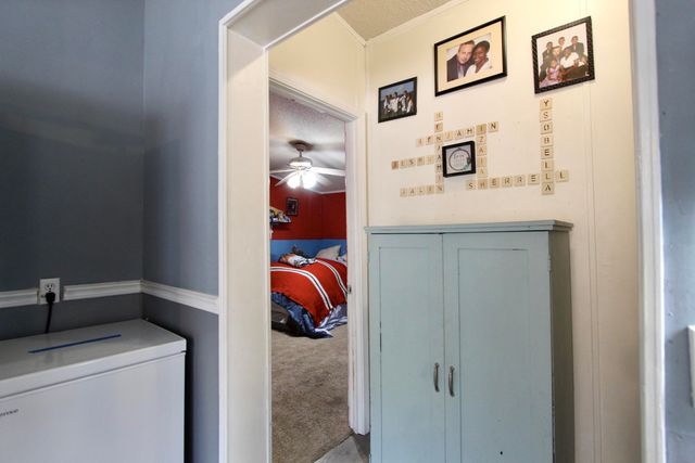 7722 Clary Road, Laurel Hill, FL 32567