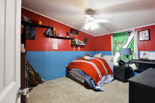 7722 Clary Road, Laurel Hill, FL 32567