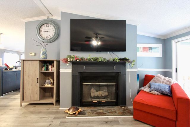 7722 Clary Road, Laurel Hill, FL 32567