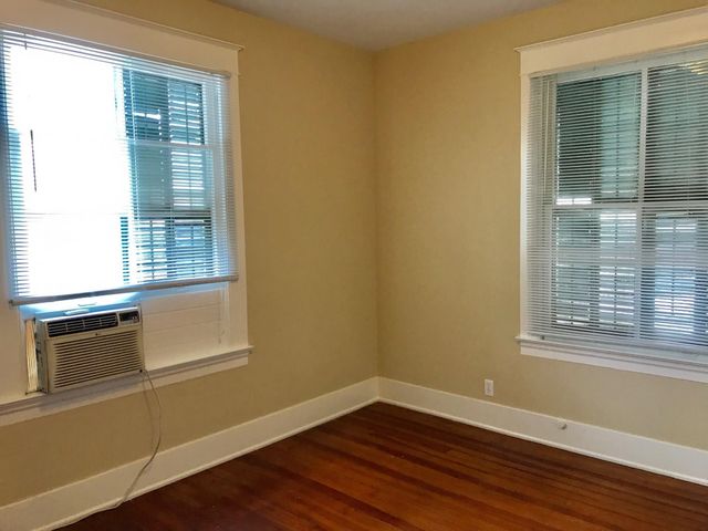 1214 21st Street, Galveston, TX 77550