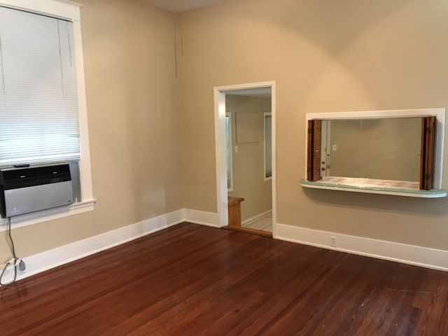 1214 21st Street, Galveston, TX 77550