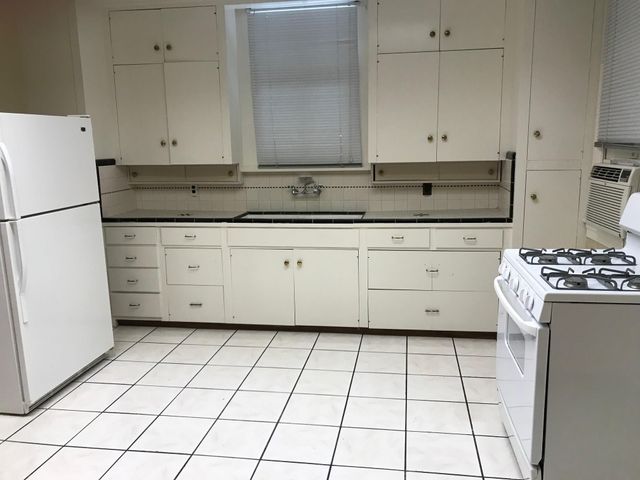 1214 21st Street, Galveston, TX 77550