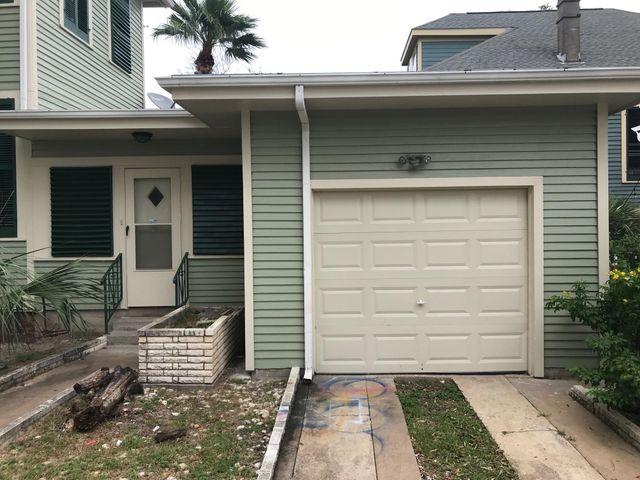 1214 21st Street, Galveston, TX 77550