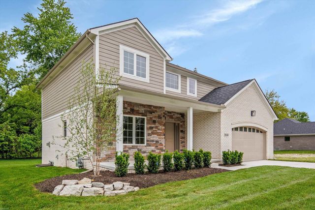 29126 Brooke Meadows Court, Chesterfield Twp, MI 48047