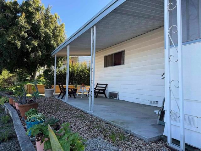 2130 Sunset Drive 70, Vista, CA 92081